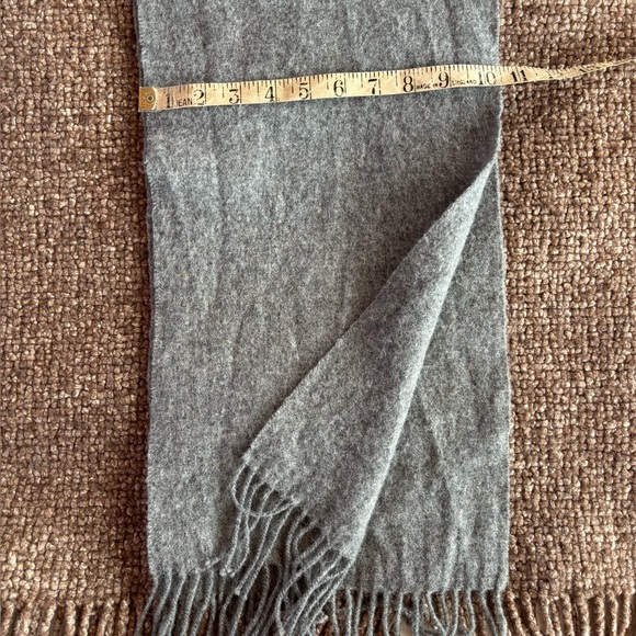 Pure Wool Scarf - Picture 7 of 7